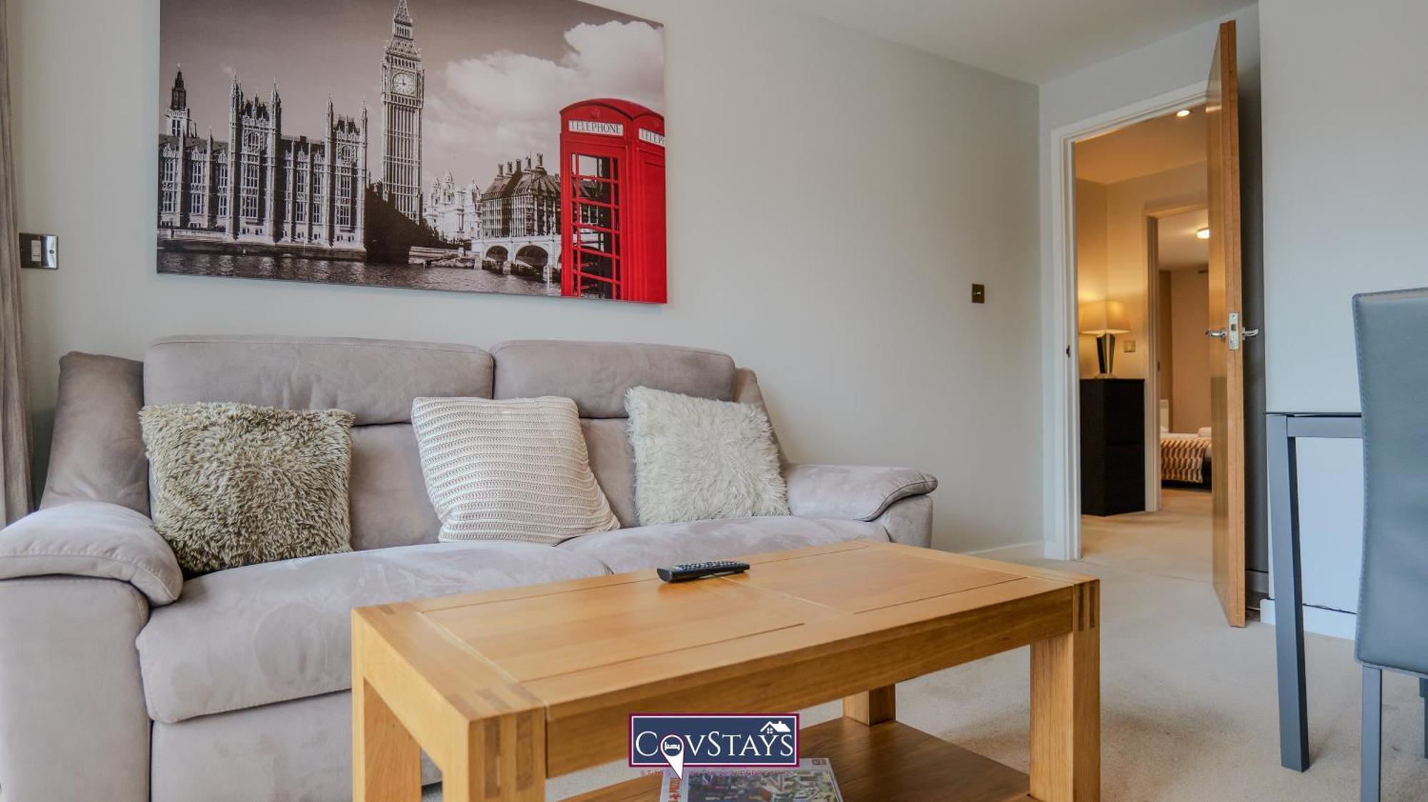 Triumph House - 3-Bed 2-Bath Apartment In Coventry City Centre By Covstays Zewnętrze zdjęcie